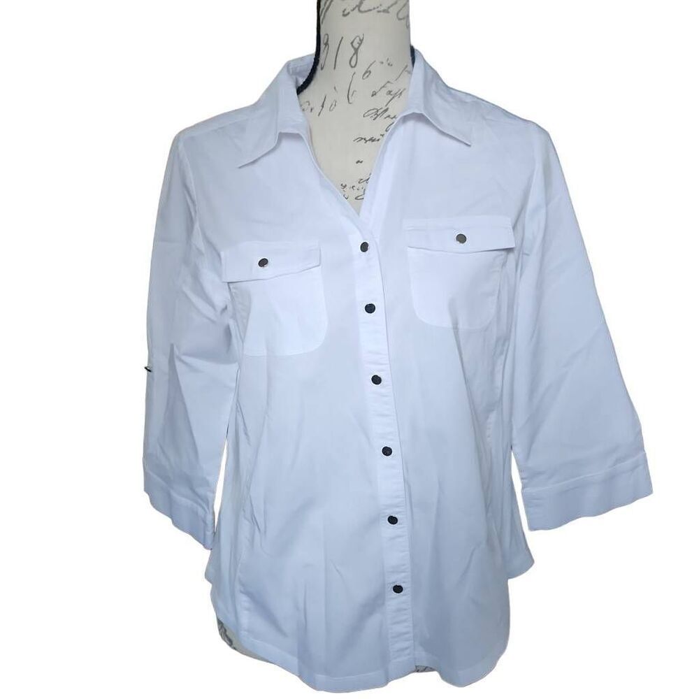Croft & Barrow Ladies Sz Petite M White 3/4 Sleeve V-Neck Button Down Shirt